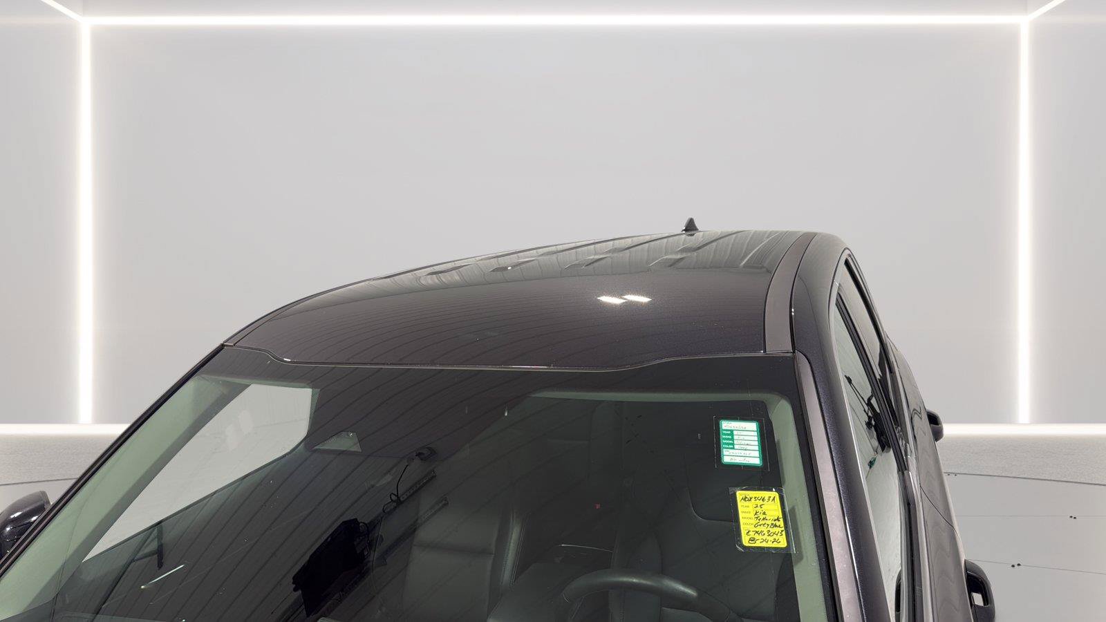 Used 2025 Kia Telluride LX FWD image 32