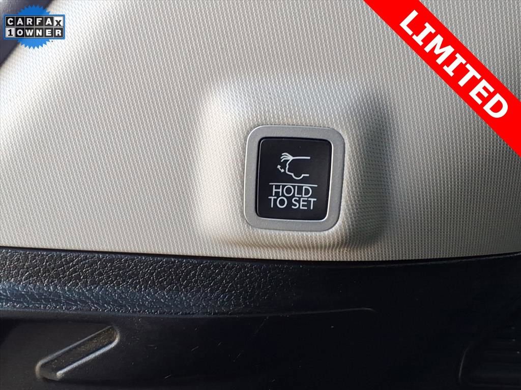 Used 2023 Jeep Grand Cherokee Limited image 7