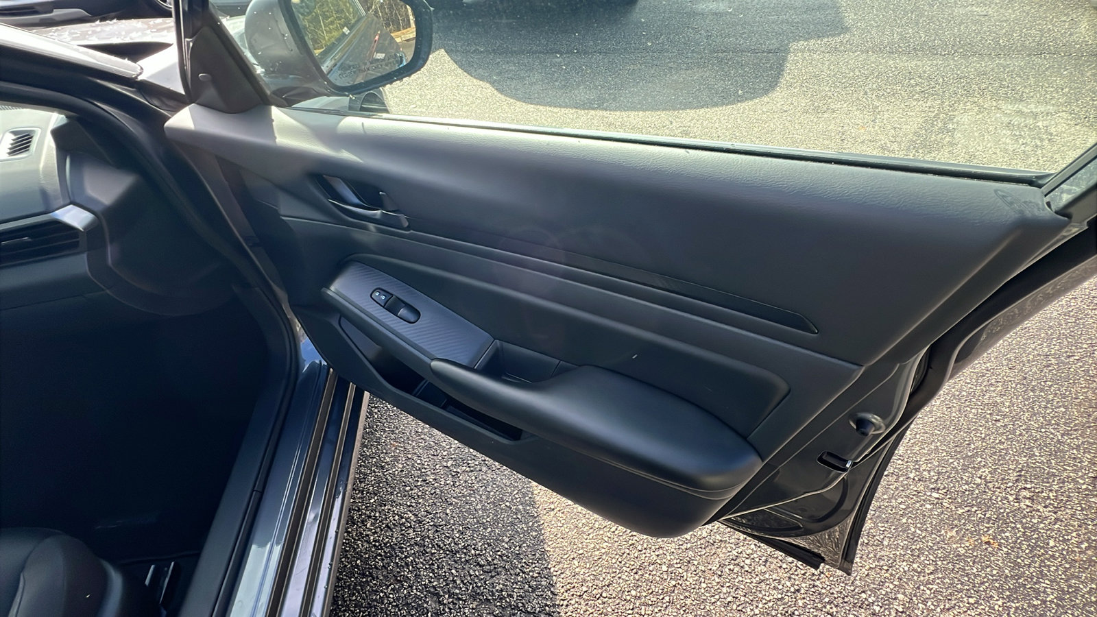 Used 2024 Nissan Altima 2.5 S image 18