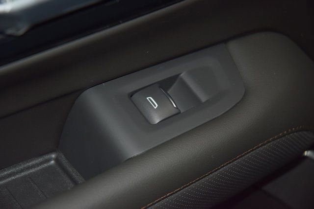 New 2026 Chevrolet Suburban High Country AWD/4WD image 45