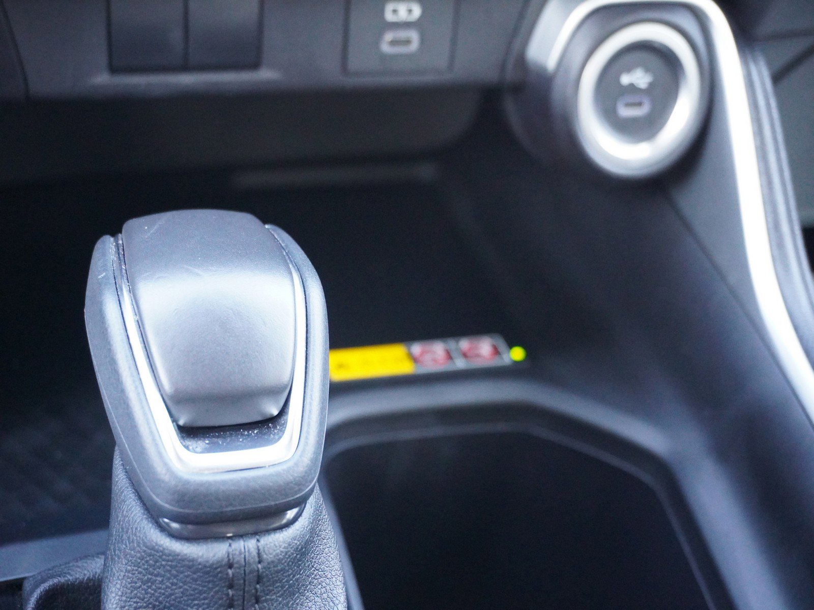 Used 2025 Toyota Grand Highlander XLE image 25