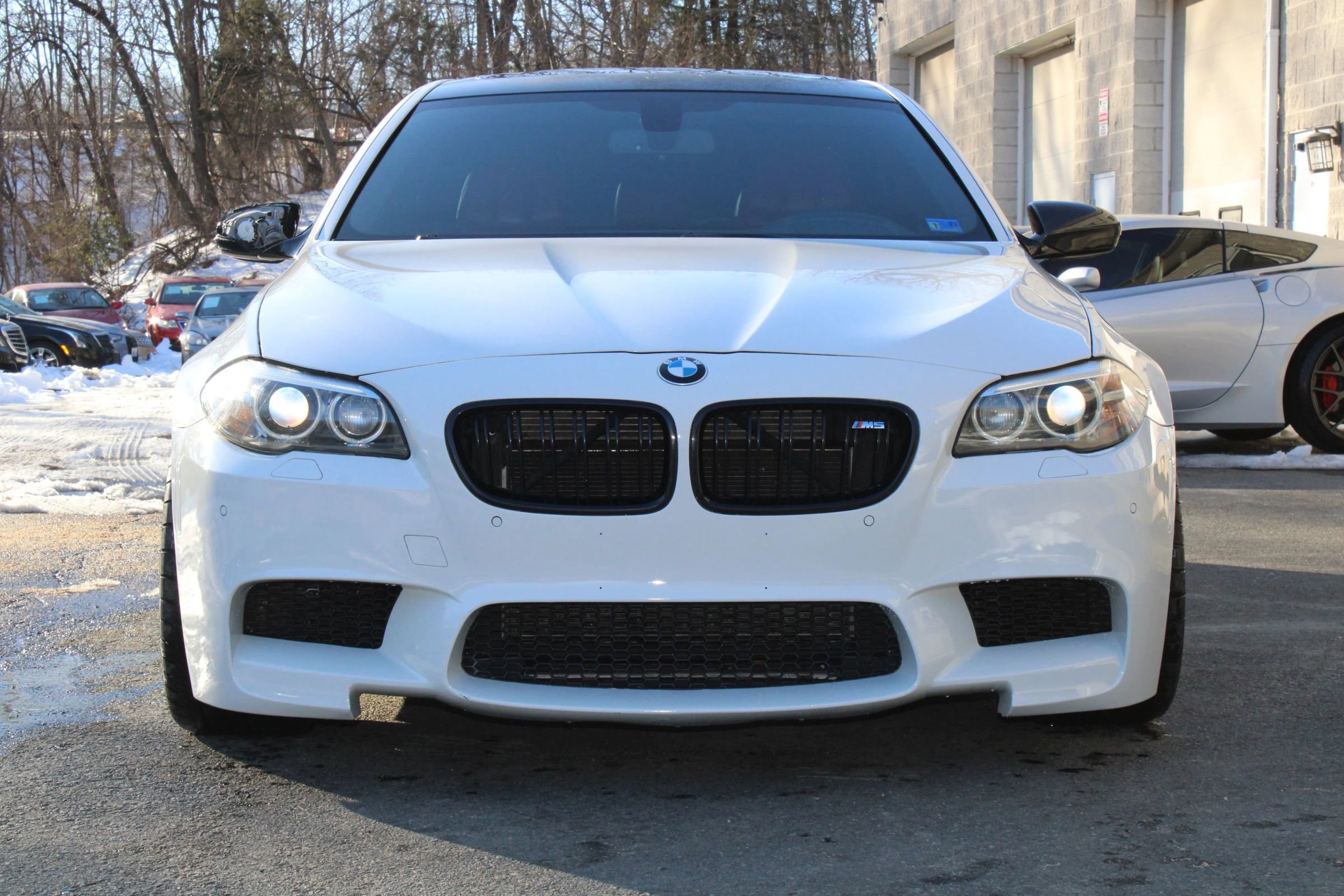 Used 2016 BMW M5 Sedan 4D image 2