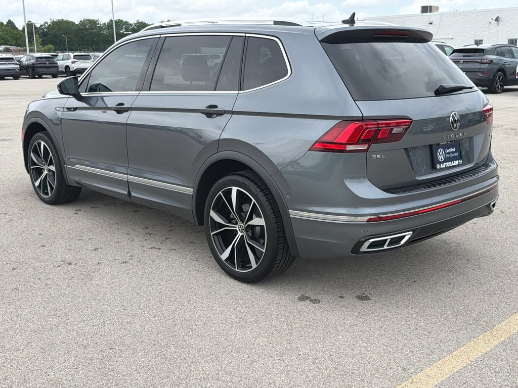 Certified 2022 Volkswagen Tiguan SEL R-Line AWD/4WD image 4