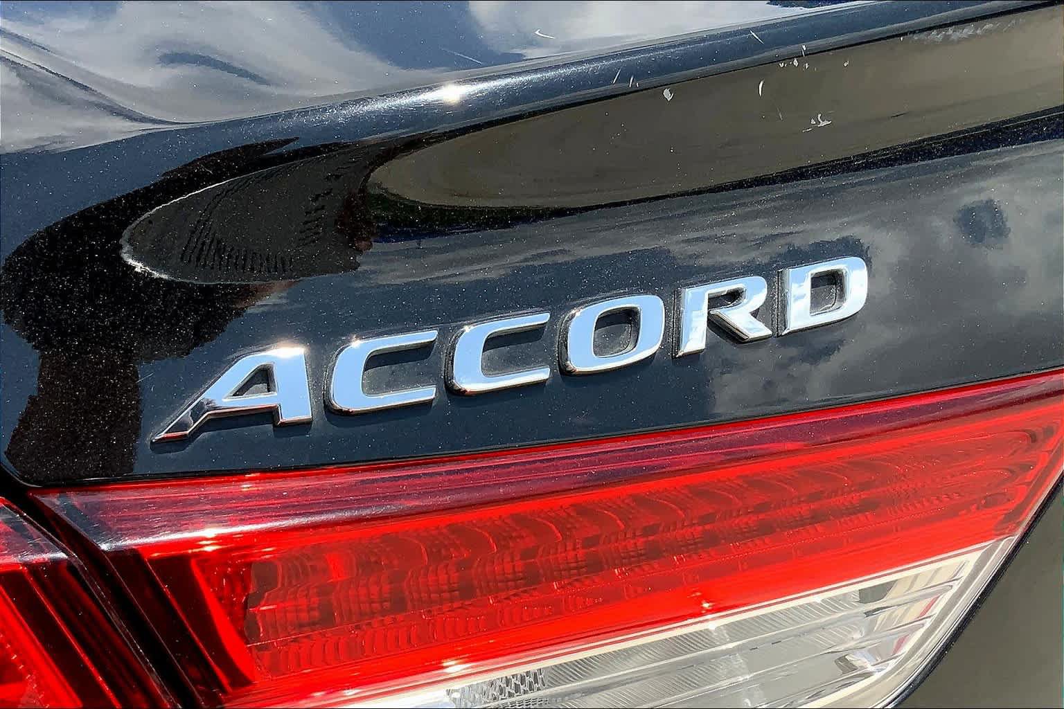 Used 2020 Honda Accord EX-L image 32