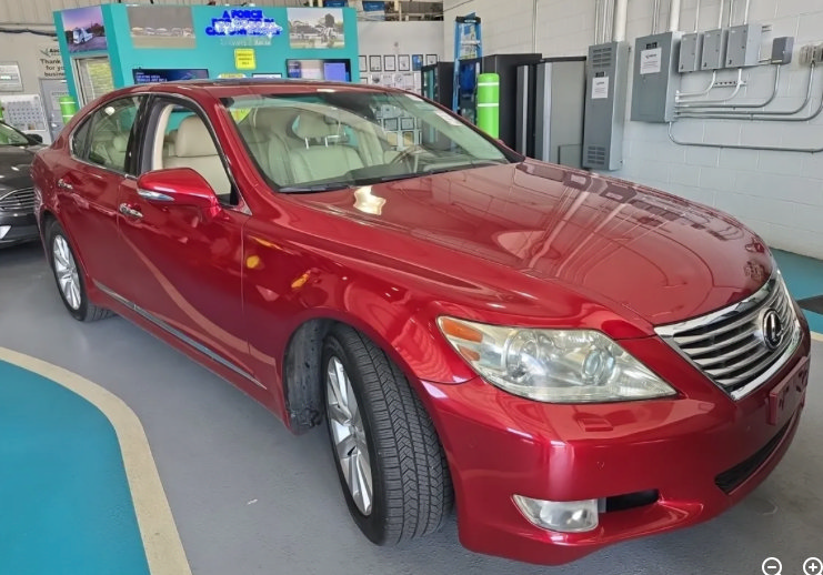 Used 2011 Lexus LS 460 AWD w/ Luxury Value Edition image 14