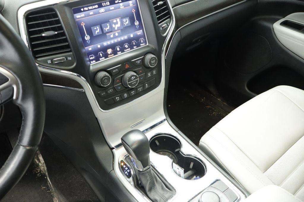 Used 2018 Jeep Grand Cherokee Limited AWD/4WD image 26