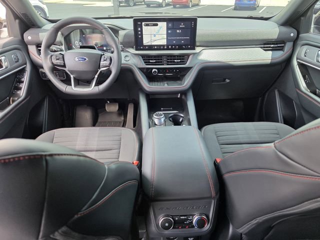 Used 2025 Ford Explorer ST-Line w/ Premium Package RWD image 8