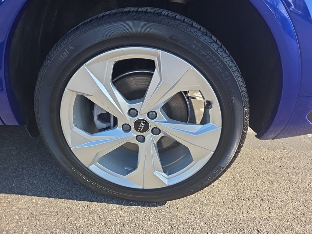 Used 2023 Audi Q5 2.0T Premium Plus w/ Premium Plus Package image 15