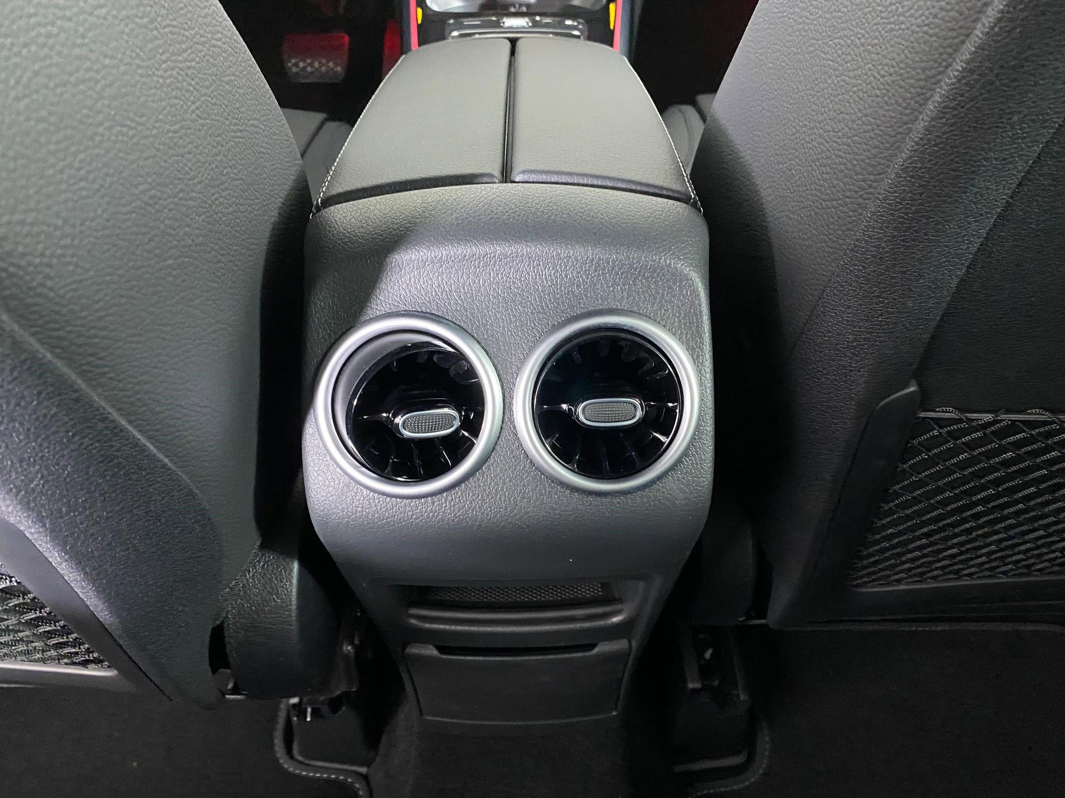 New 2025 Mercedes-Benz GLB 250 4MATIC image 27