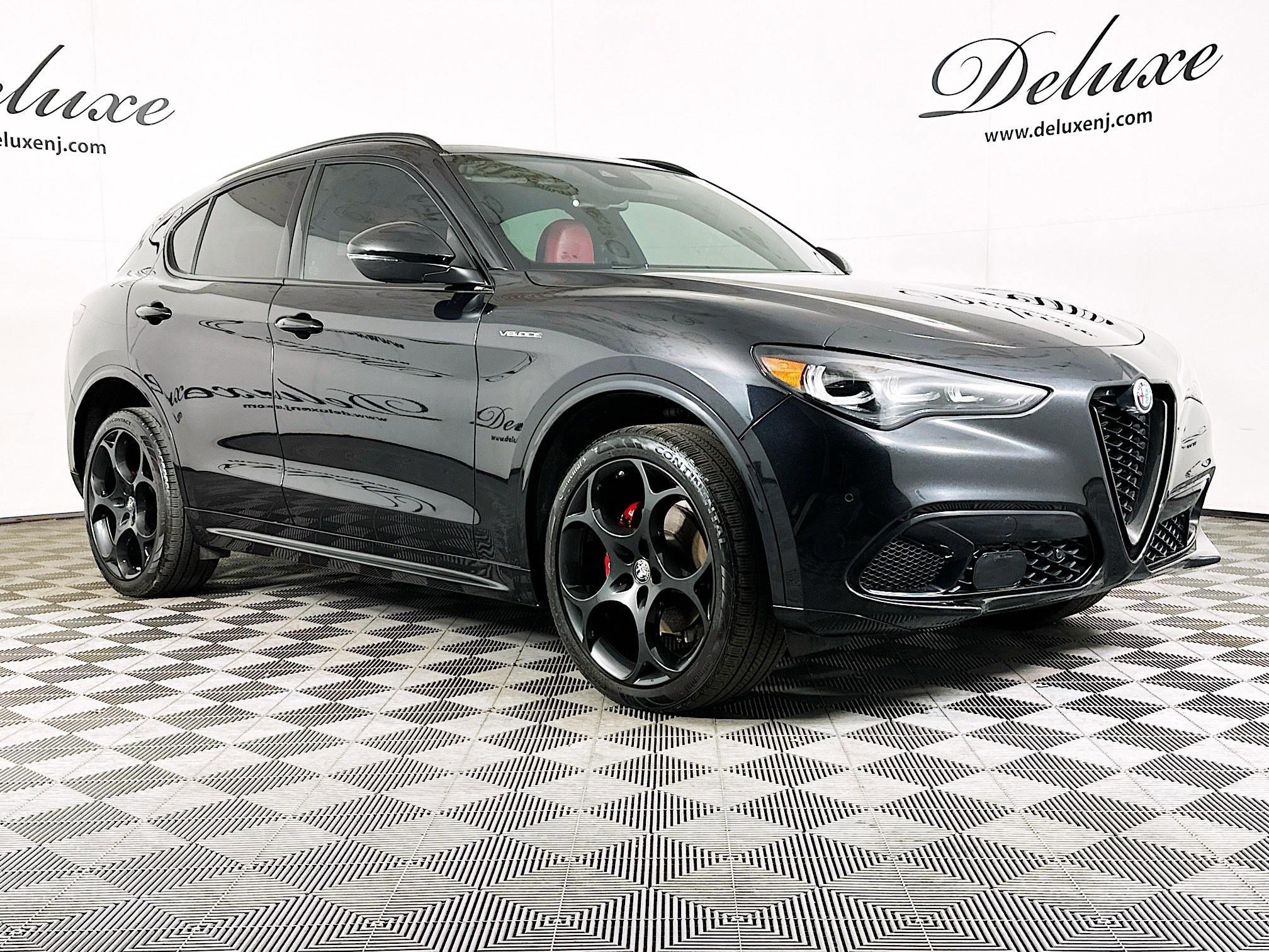 Used 2024 Alfa Romeo Stelvio Veloce AWD/4WD image 1
