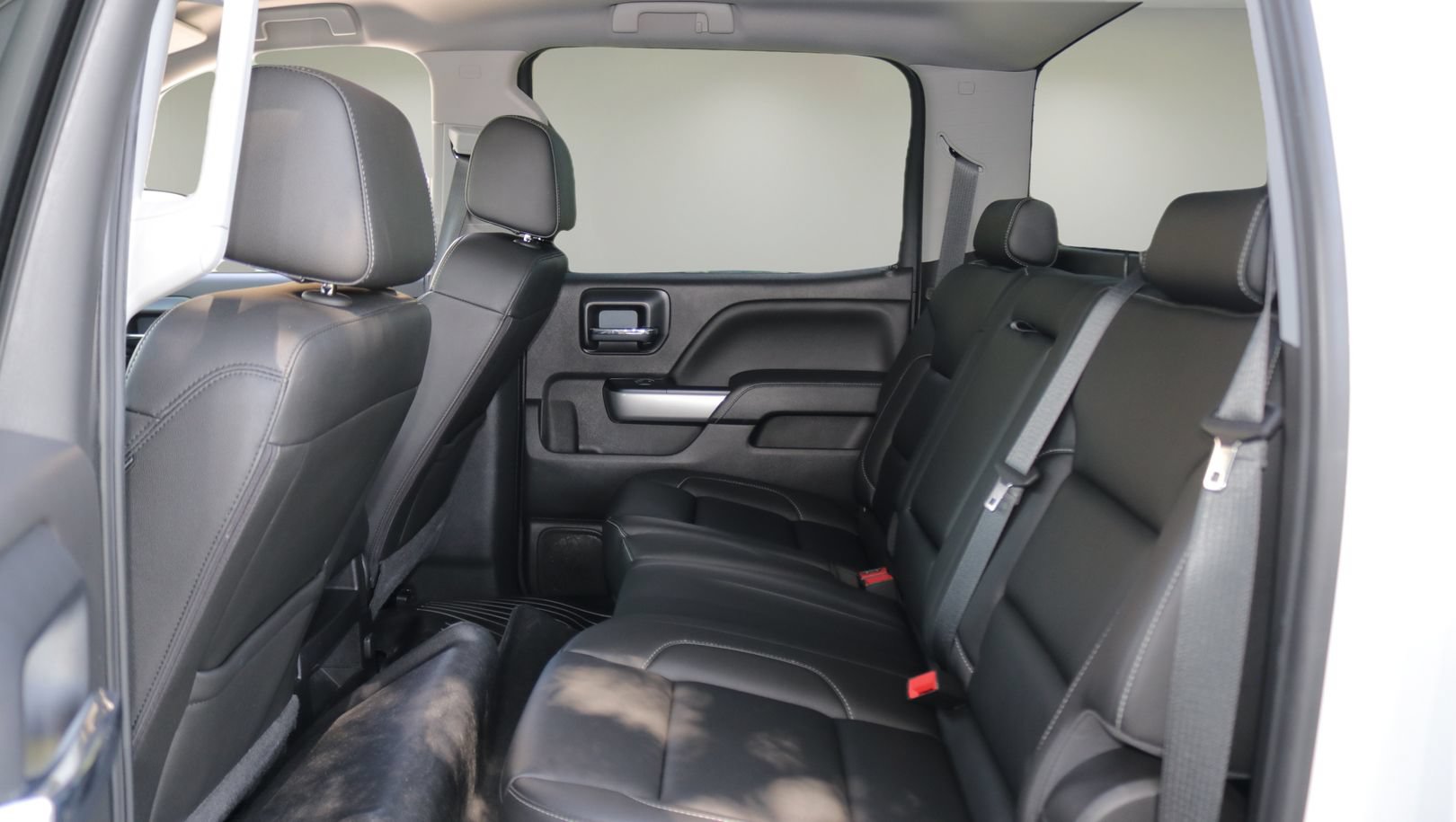 Used 2018 Chevrolet Silverado 1500 LT w/ All Star Edition AWD/4WD image 13