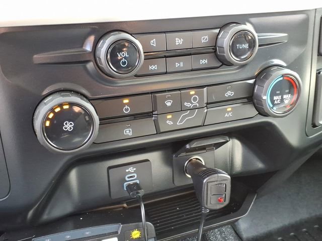Used 2024 Ford F550 4x4 Regular Cab Super Duty image 25