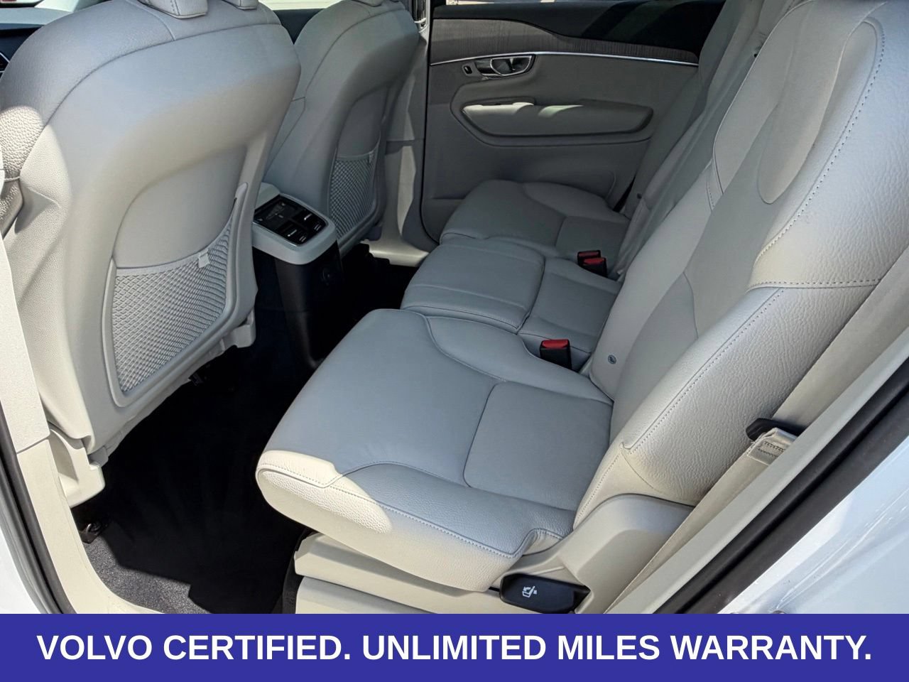 Certified 2025 Volvo XC90 T8 Plus AWD/4WD image 28
