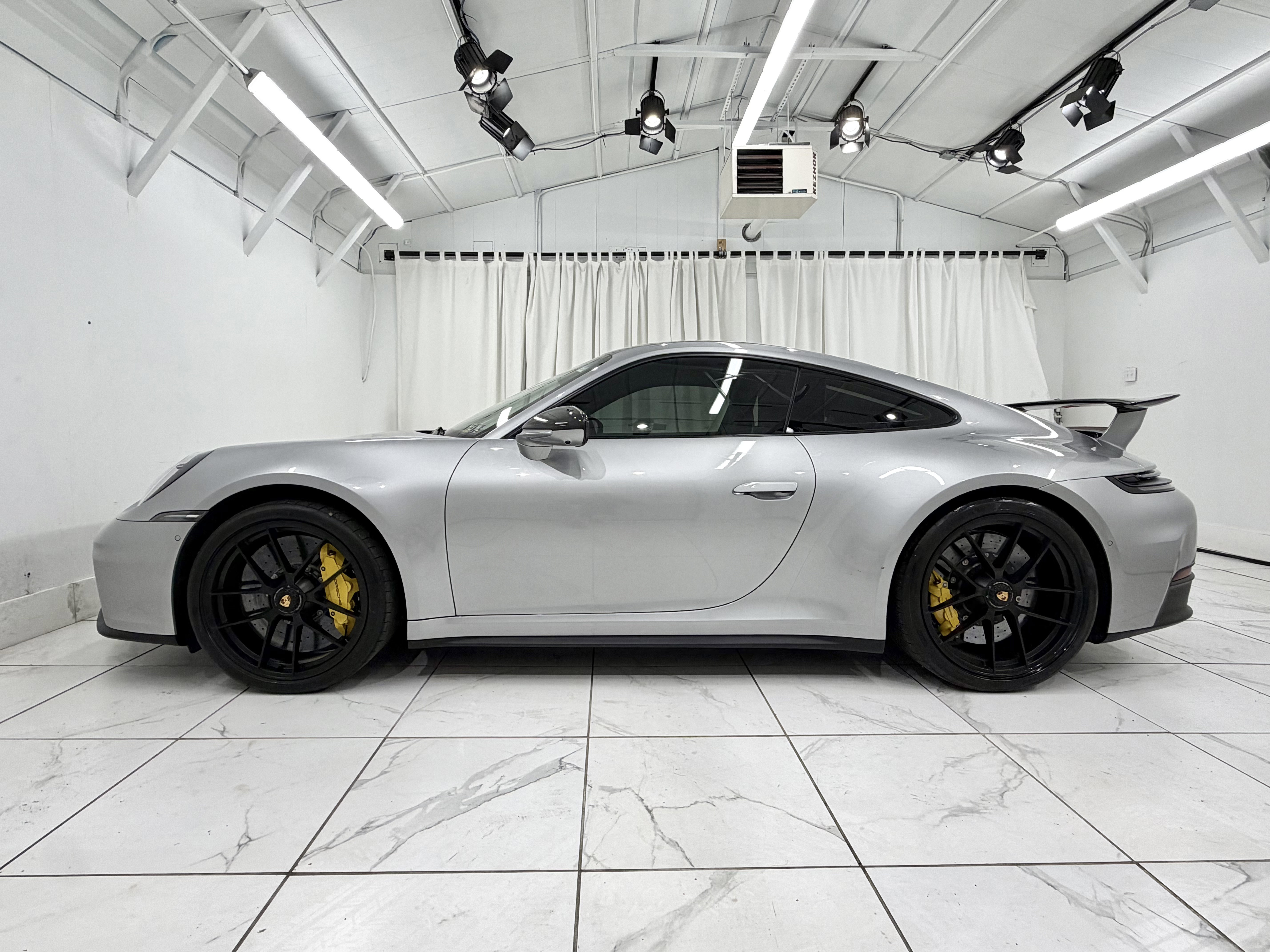 Certified 2025 Porsche 911 Carrera 4 GTS AWD/4WD image 15
