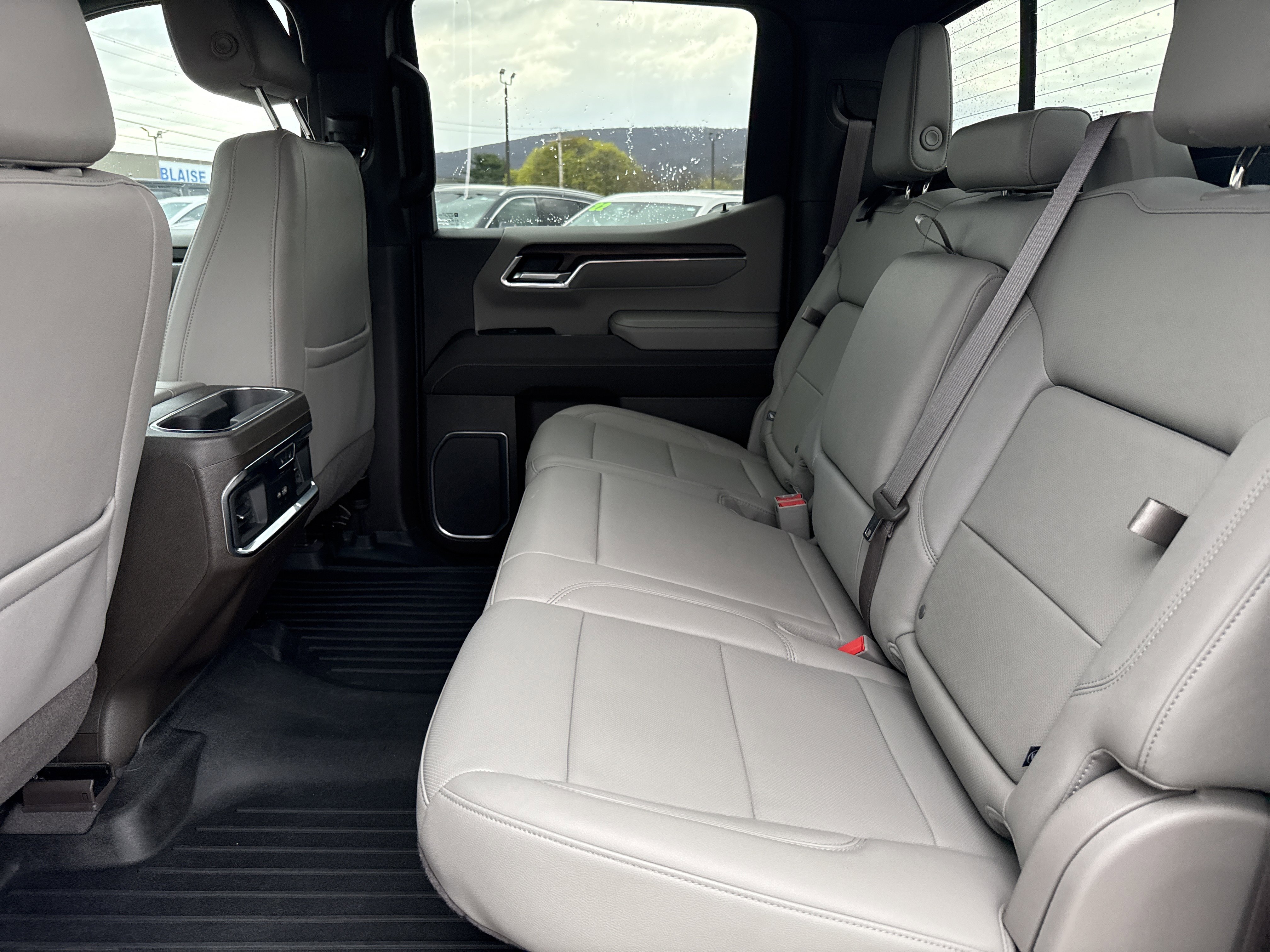 Used 2022 GMC Sierra 1500 SLT w/ SLT Premium Plus Package image 12