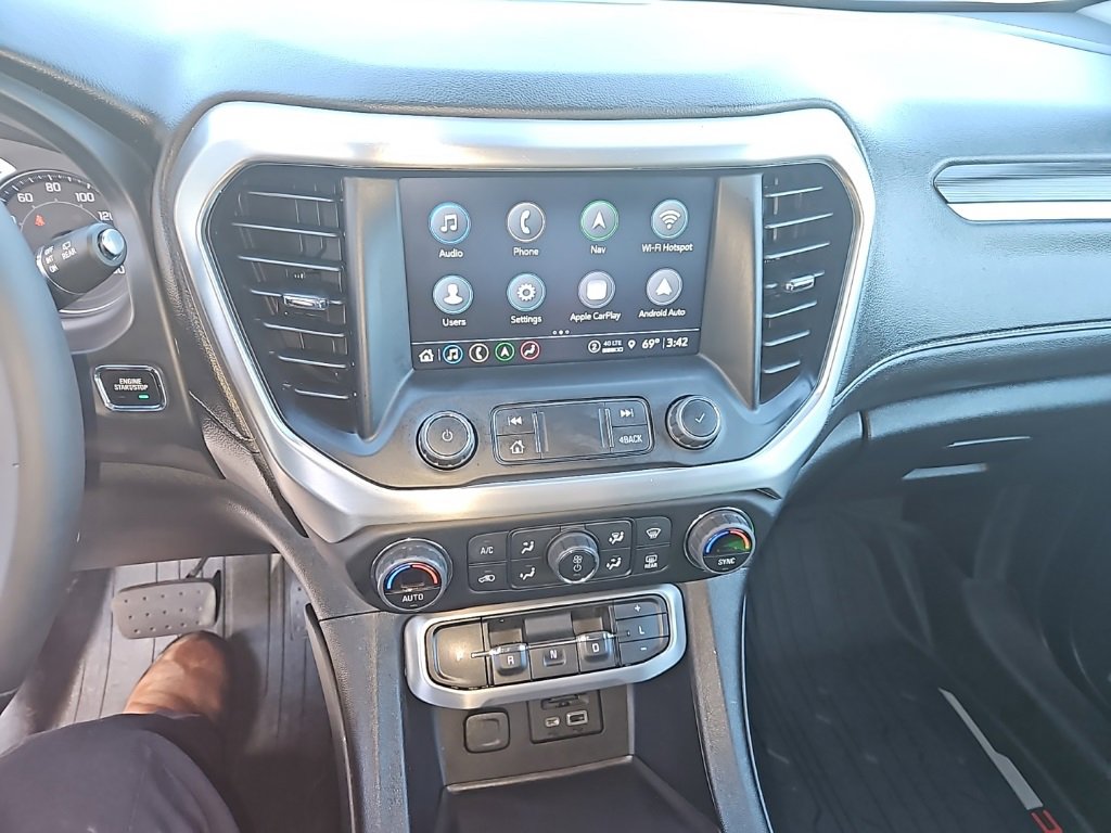 Used 2023 GMC Acadia SLT w/ Elevation Edition image 17