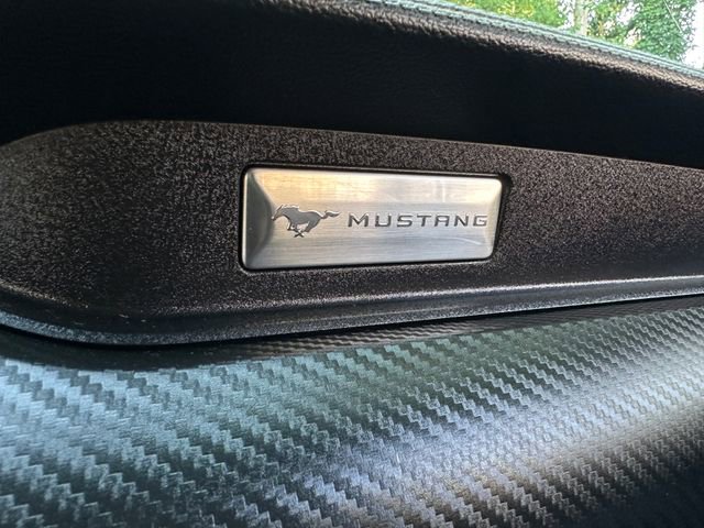 Used 2018 Ford Mustang Coupe image 26