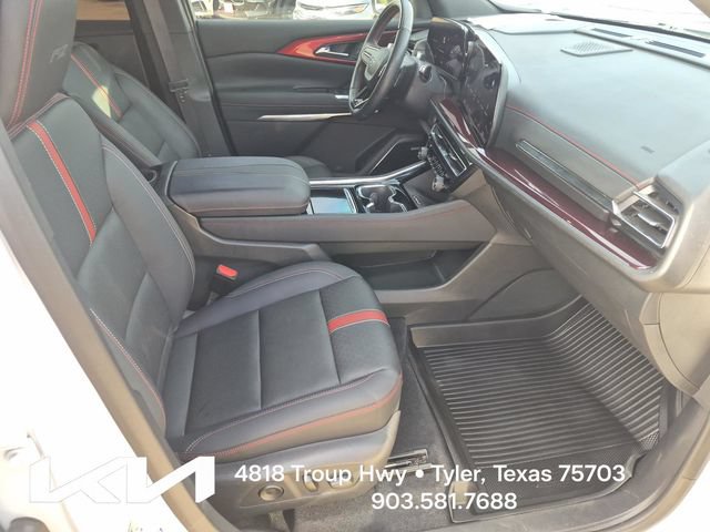 Used 2024 Chevrolet Traverse RS w/ LPO, Floor Liner Package AWD/4WD image 13