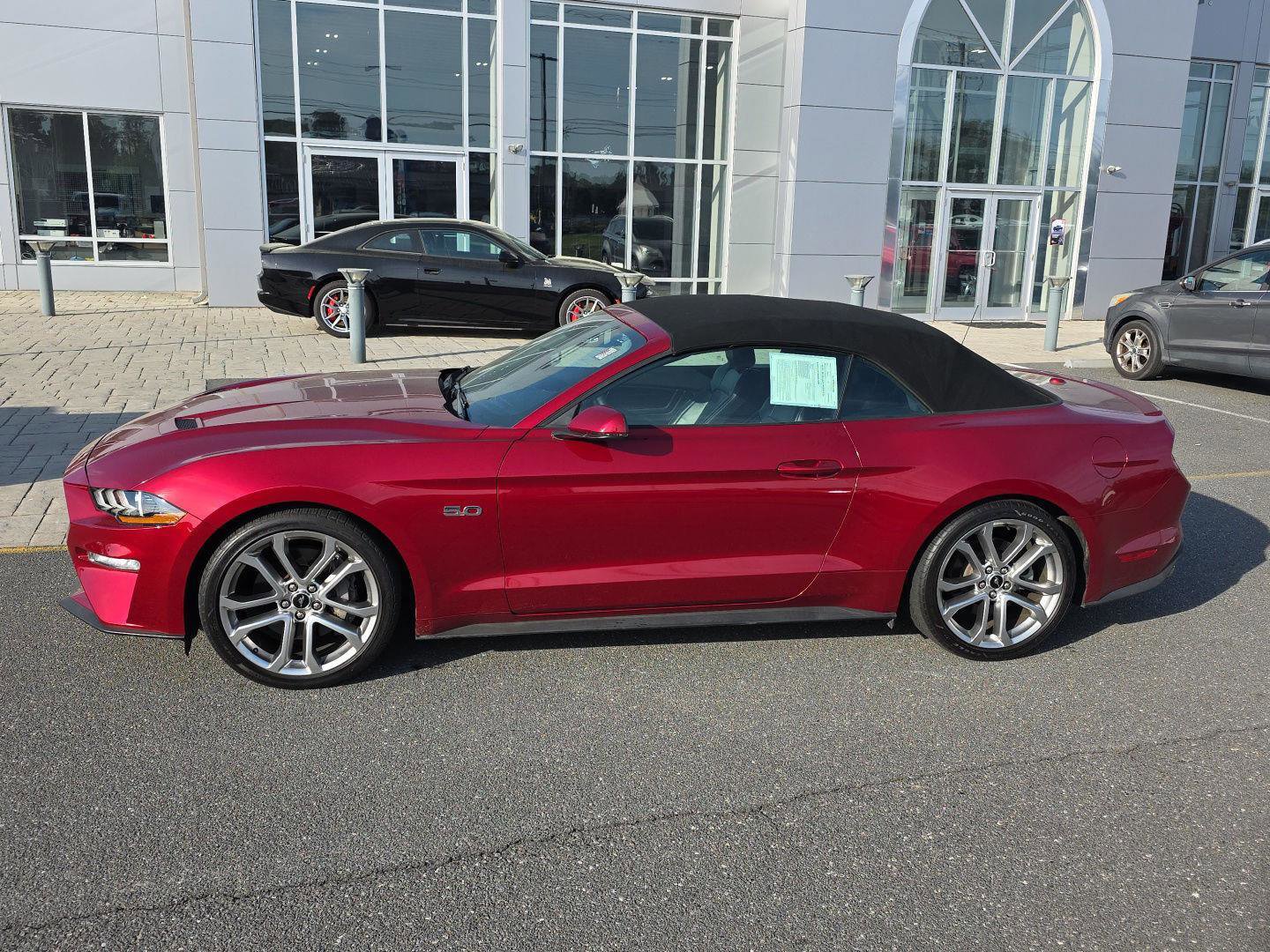 Used 2019 Ford Mustang GT Premium w/ Equipment Group 401A RWD image 25