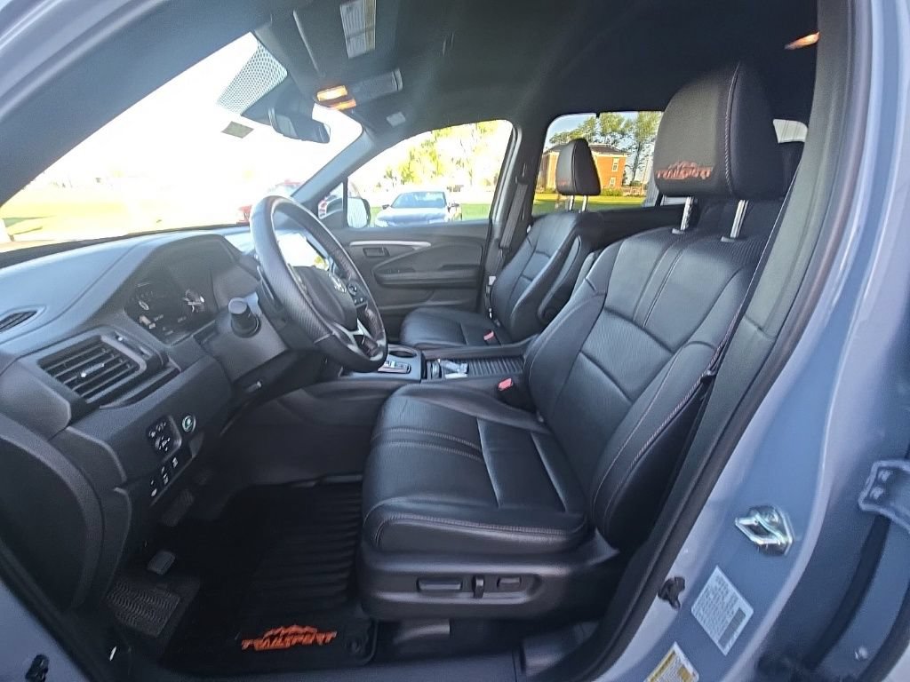 Certified 2023 Honda Passport TrailSport image 15