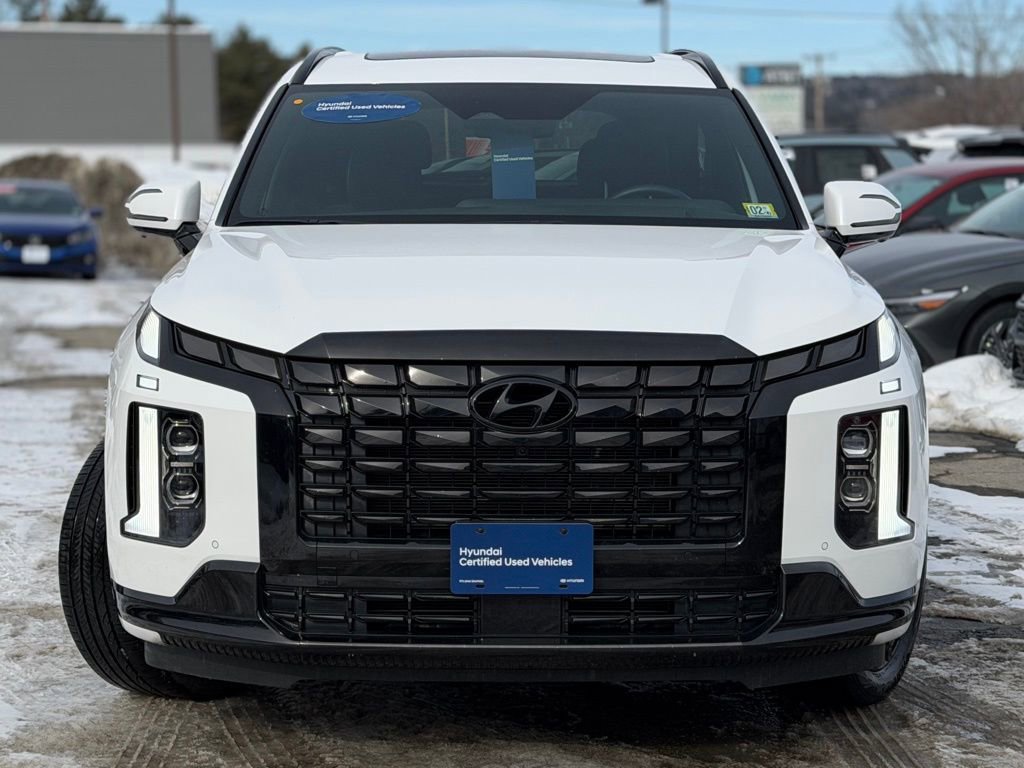 Used 2025 Hyundai Palisade Calligraphy image 2