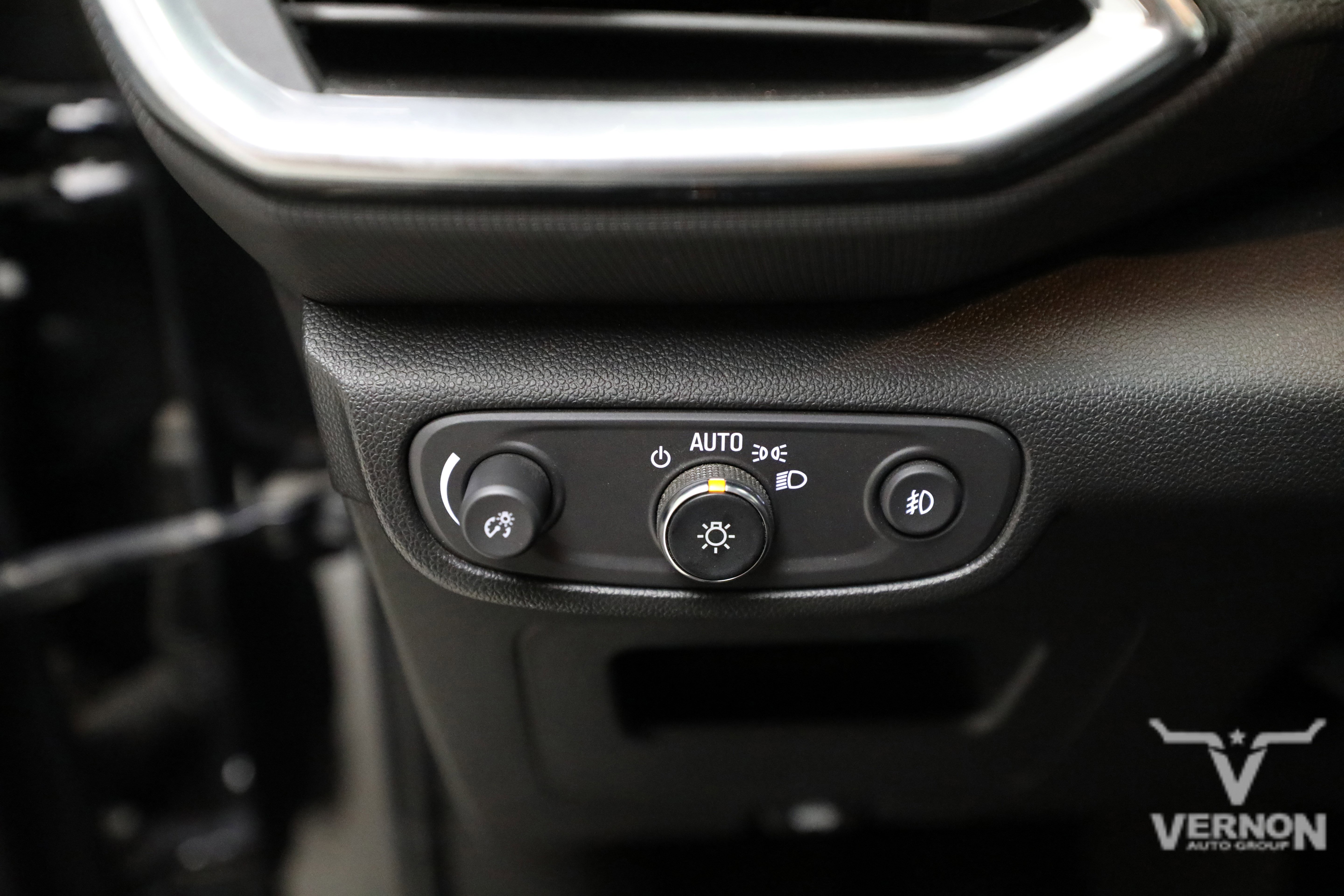 Used 2023 Chevrolet TrailBlazer LT w/ Convenience Package image 17