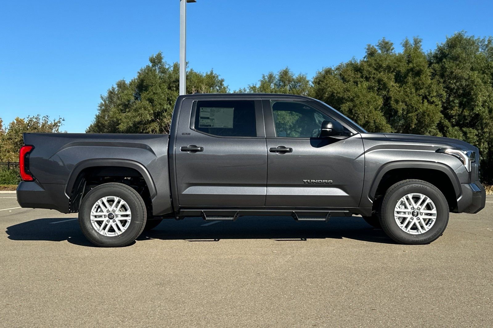 New 2026 Toyota Tundra SR5 AWD/4WD image 3