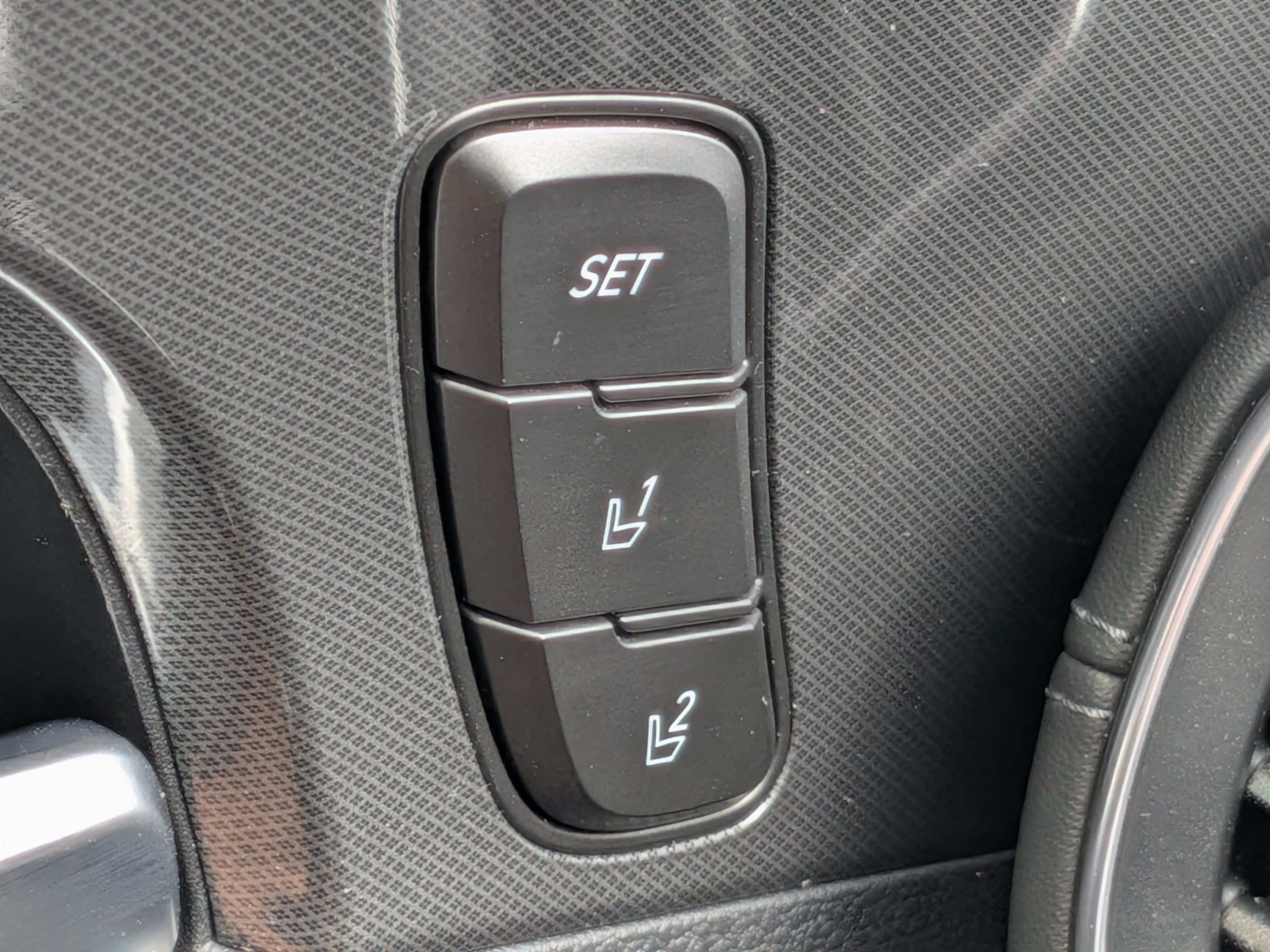 Used 2023 Hyundai Santa Fe Calligraphy AWD/4WD image 24