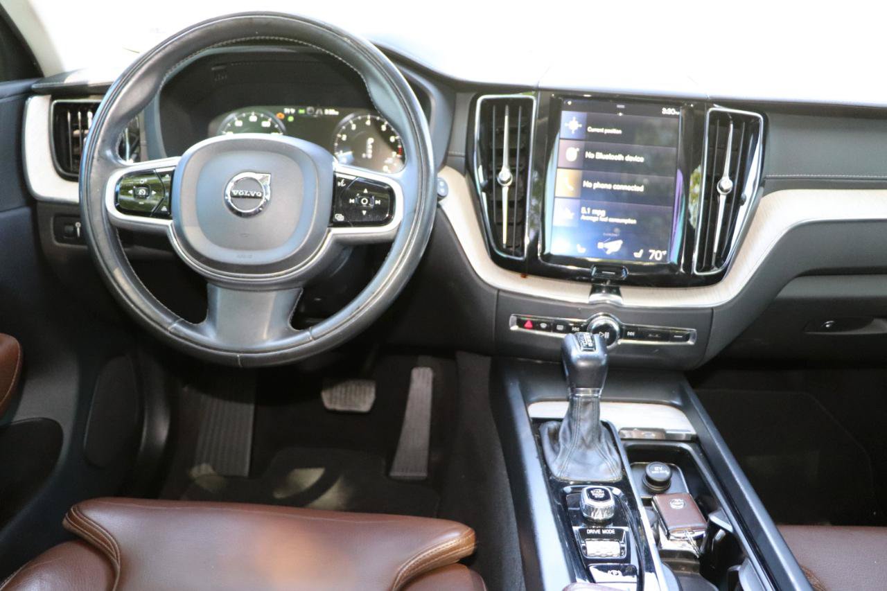 Used 2018 Volvo XC60 T5 Inscription w/ Convenience Package AWD/4WD image 34