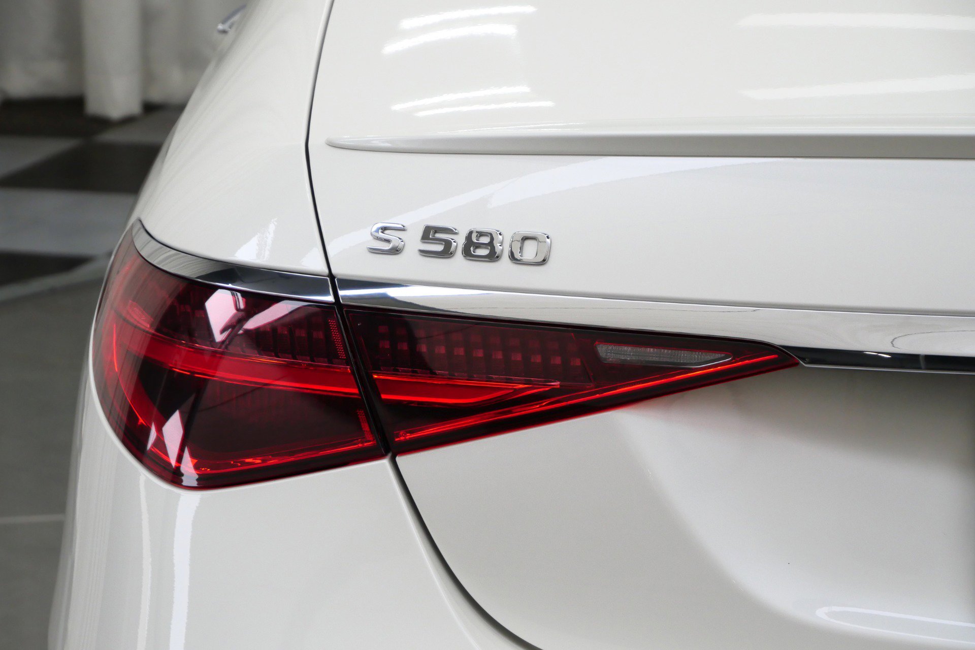 Used 2021 Mercedes-Benz S 580 4MATIC Sedan image 44