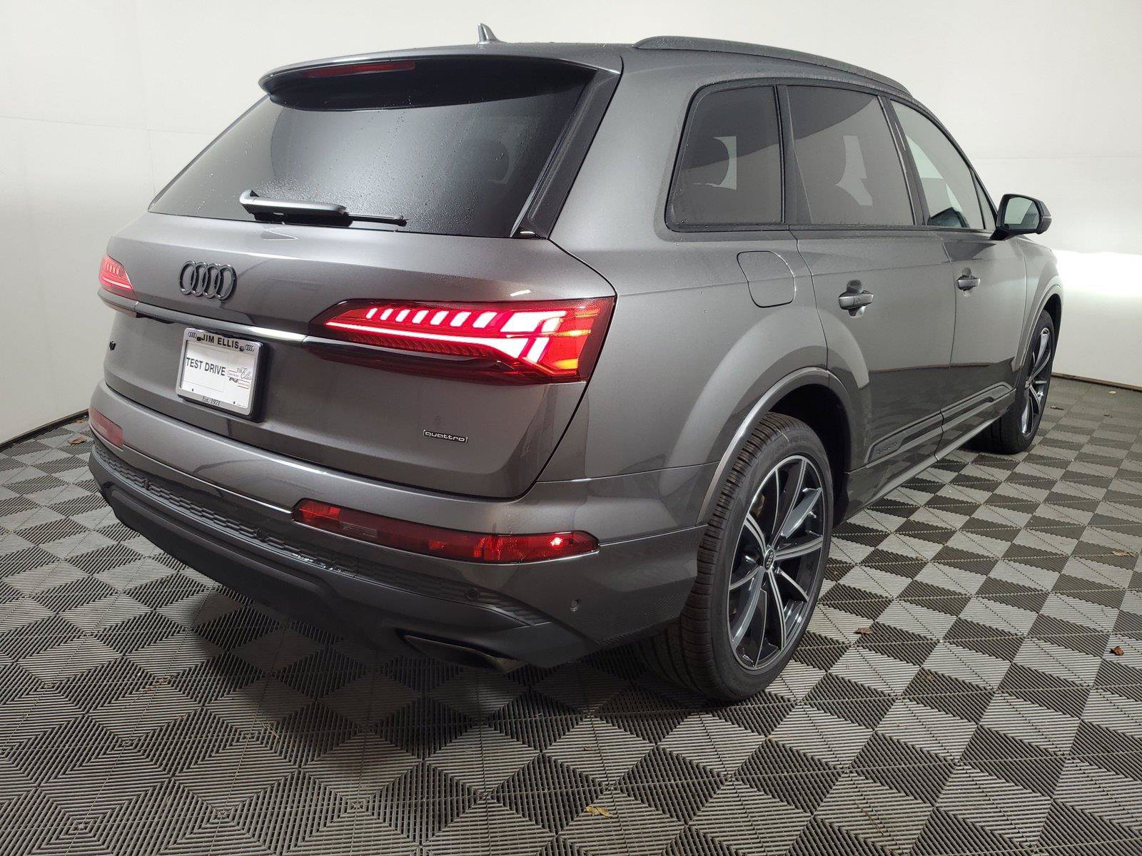 New 2026 Audi Q7 2.0T Premium Plus AWD/4WD image 6