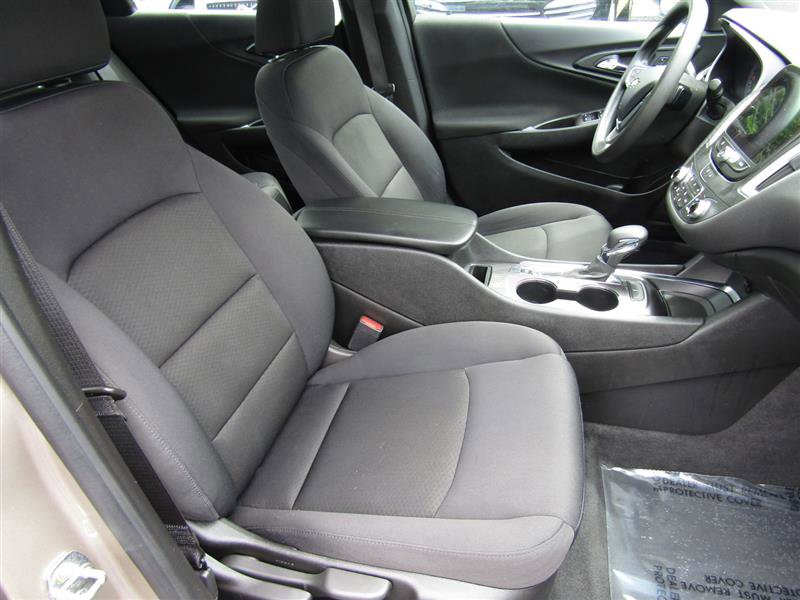 Used 2022 Chevrolet Malibu LT image 32