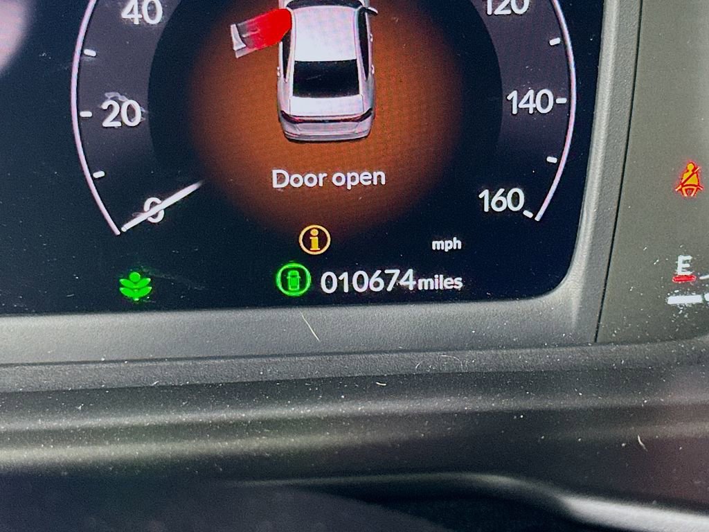 Used 2025 Honda Accord SE image 29