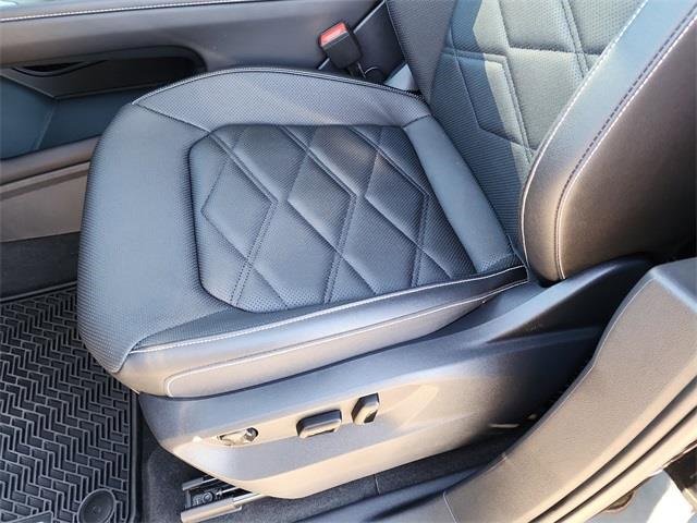 New 2025 Volkswagen Atlas SE image 13