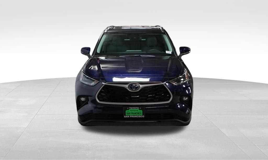 New 2026 Toyota Highlander XLE AWD/4WD image 2