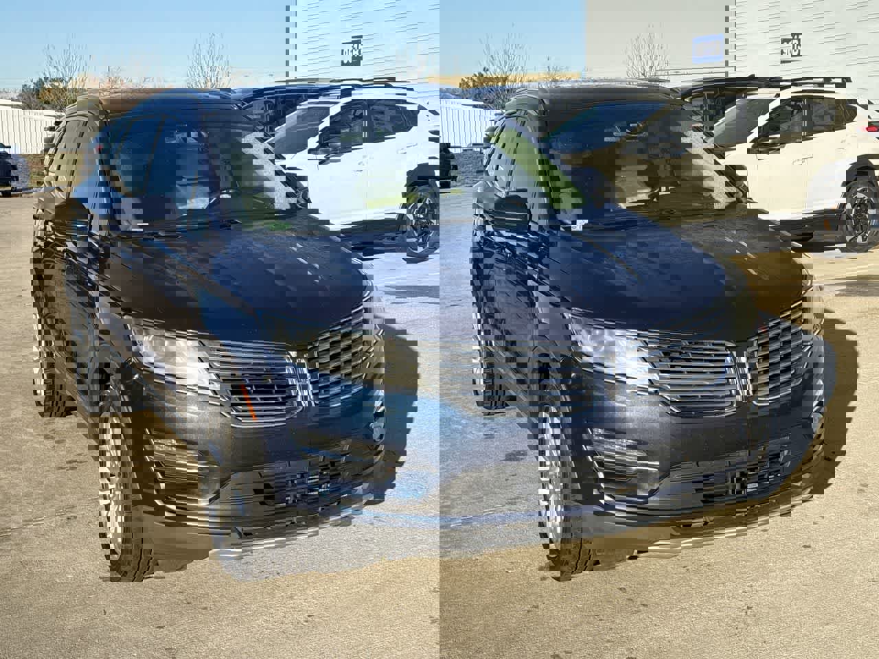 Used 2015 Lincoln MKC FWD w/ Equipment Group 101A Select image 8