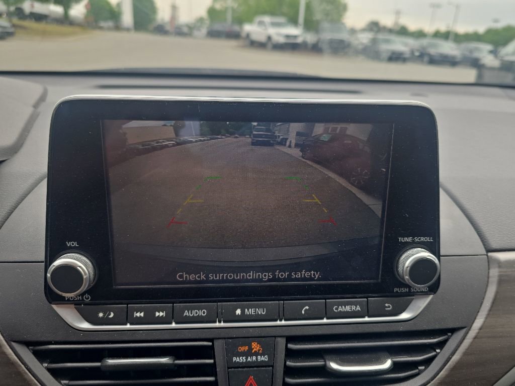 Used 2023 Nissan Altima 2.5 SV FWD image 17