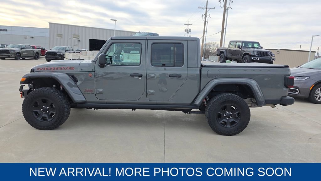 Used 2021 Jeep Gladiator Mojave image 2
