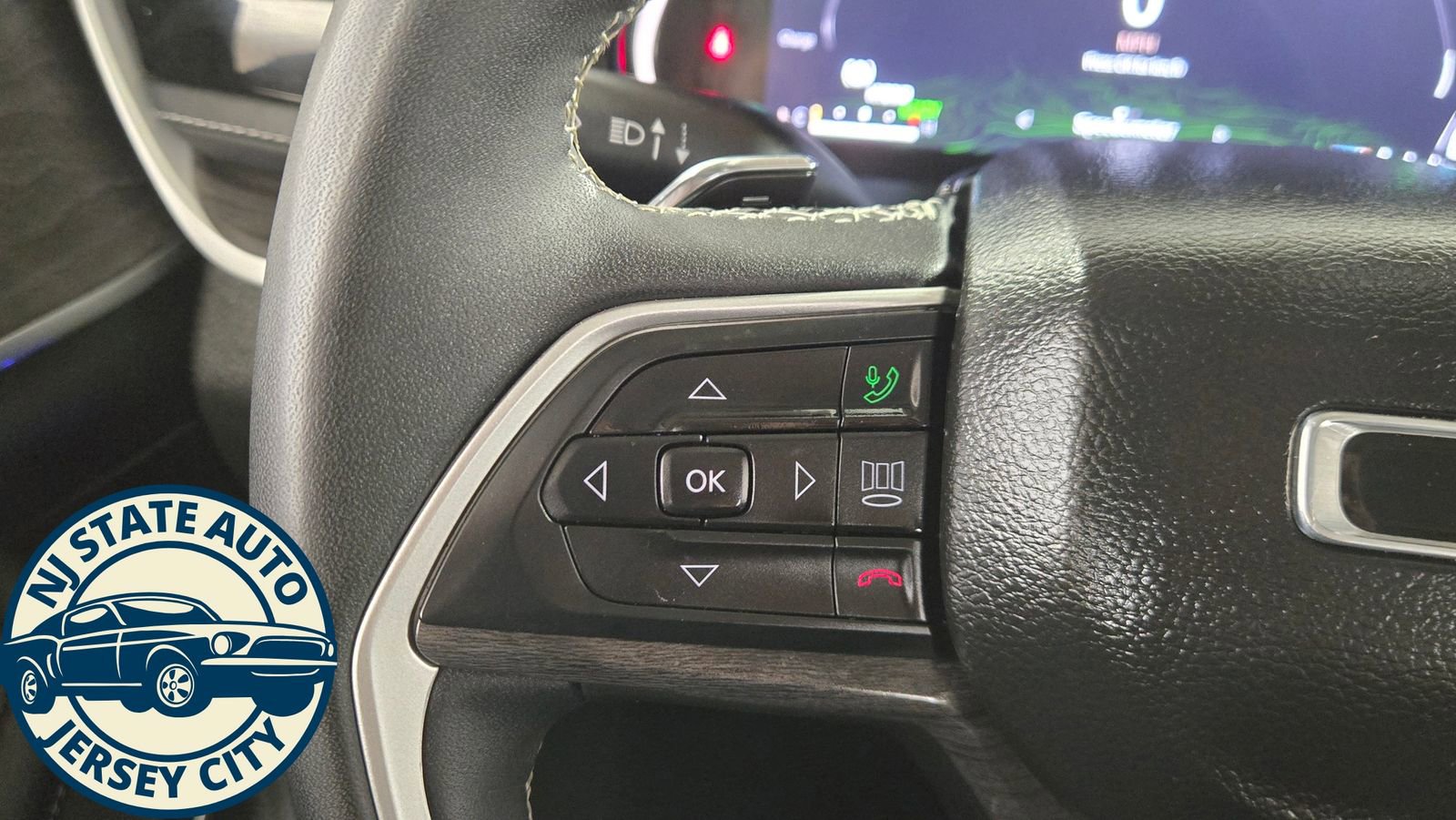 Used 2022 Jeep Grand Cherokee Limited 4xe image 13