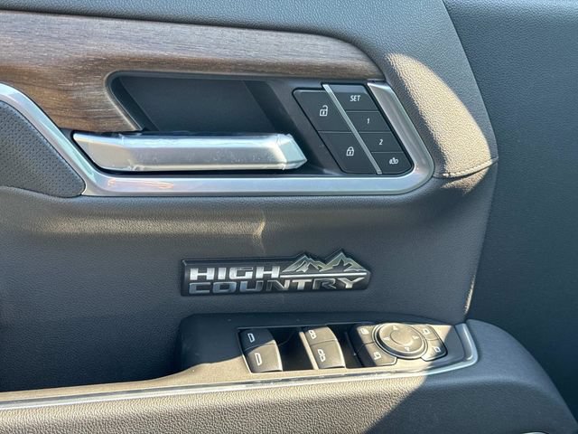 New 2026 Chevrolet Silverado 1500 High Country w/ Technology Package AWD/4WD image 23