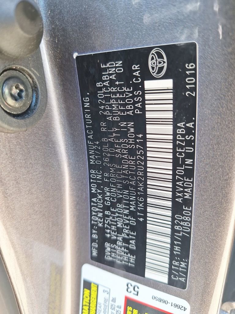 Used 2024 Toyota Camry XSE FWD image 32