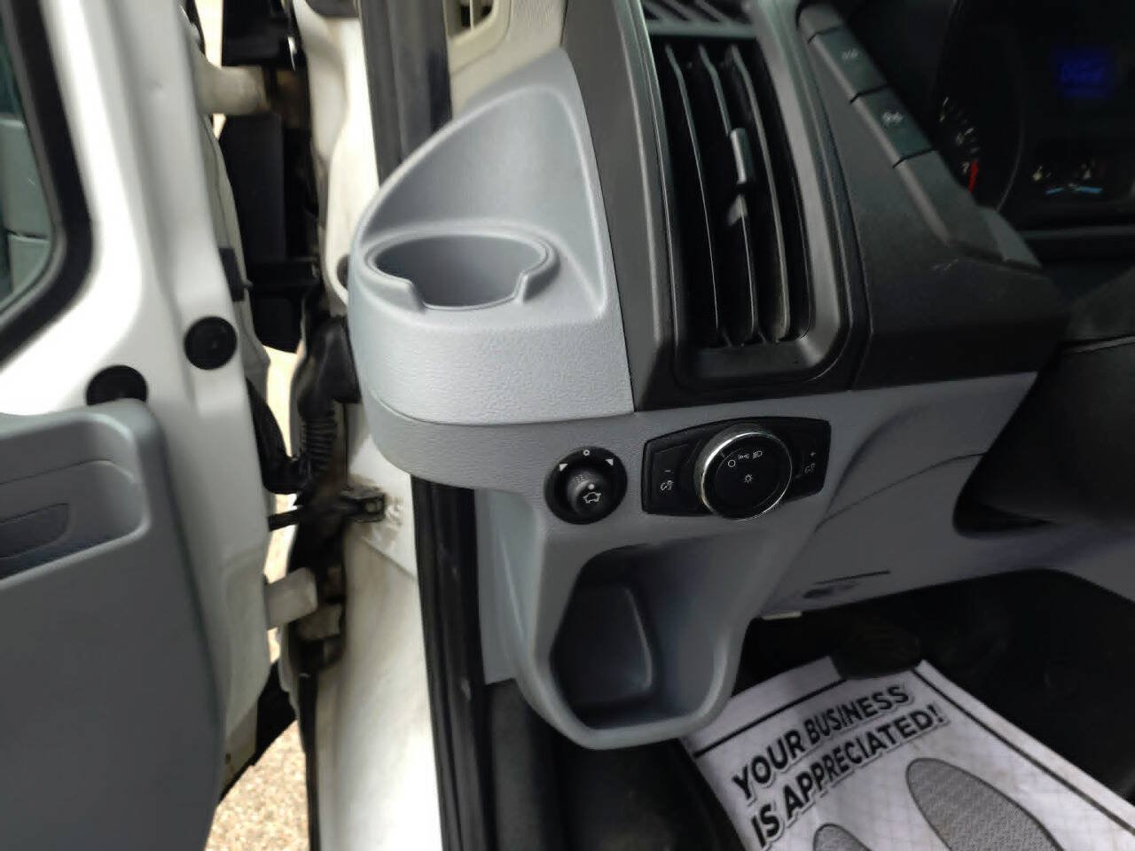 Used 2018 Ford Transit 250 148 Low Roof RWD image 19