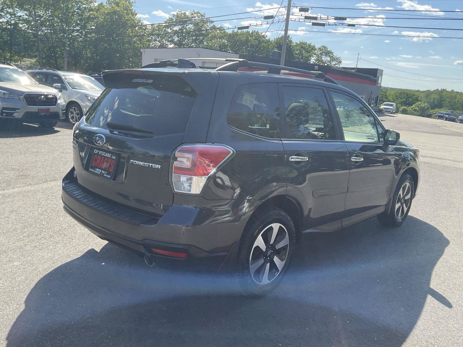 Used 2018 Subaru Forester 2.5i Premium w/ All-Weather Package AWD/4WD image 5