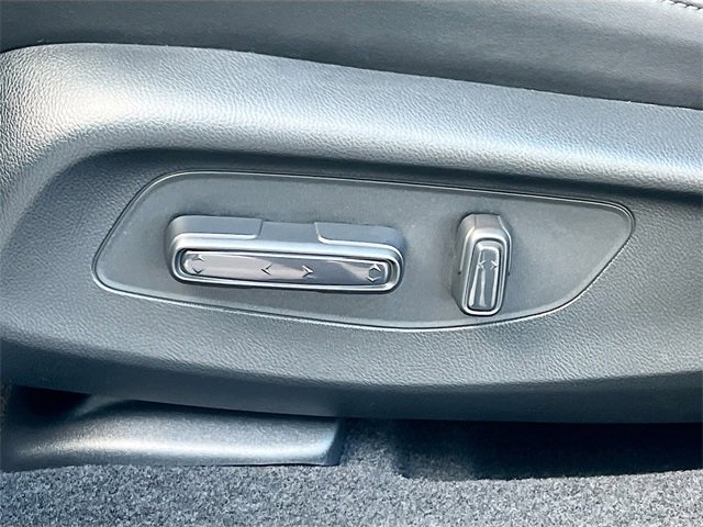 Used 2025 Acura ADX FWD image 12