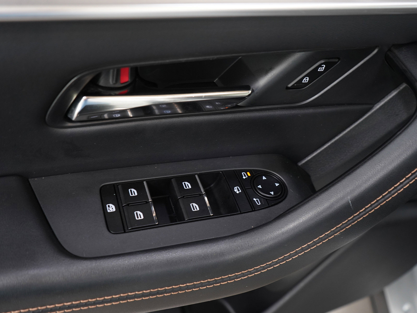 Certified 2024 MAZDA CX-90 Plug-In Hybrid w/ Premium Plus image 26