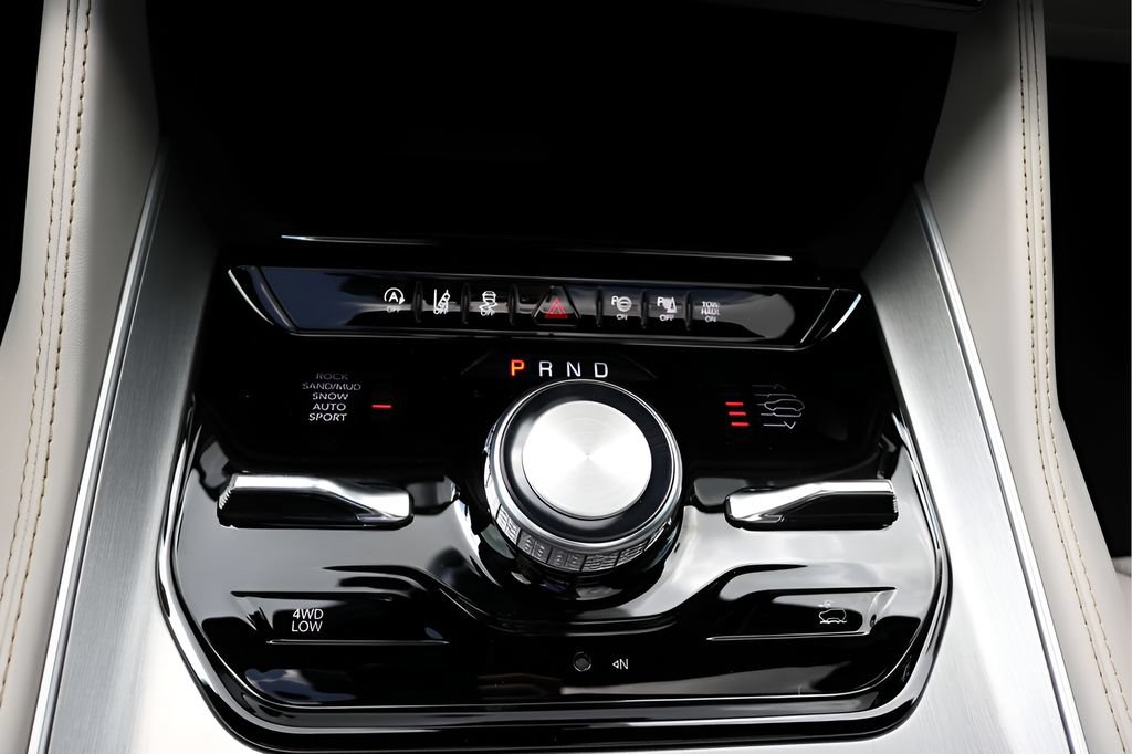 New 2026 Jeep Grand Wagoneer Limited AWD/4WD image 29