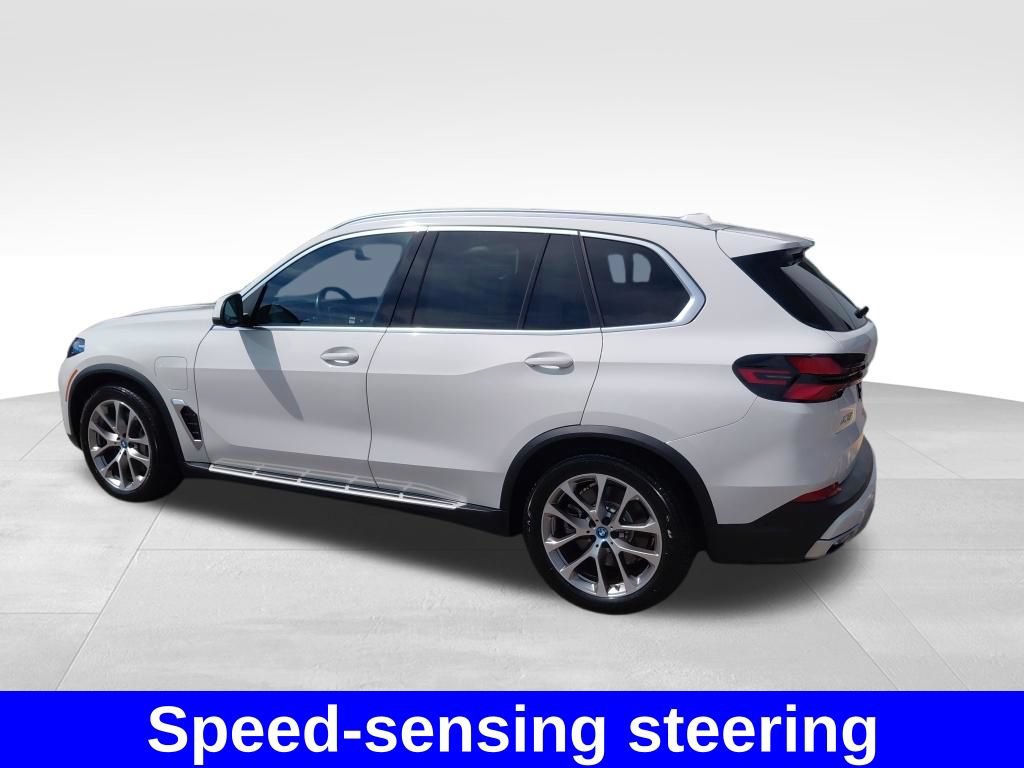 Used 2025 BMW X5 xDrive50e AWD/4WD image 20