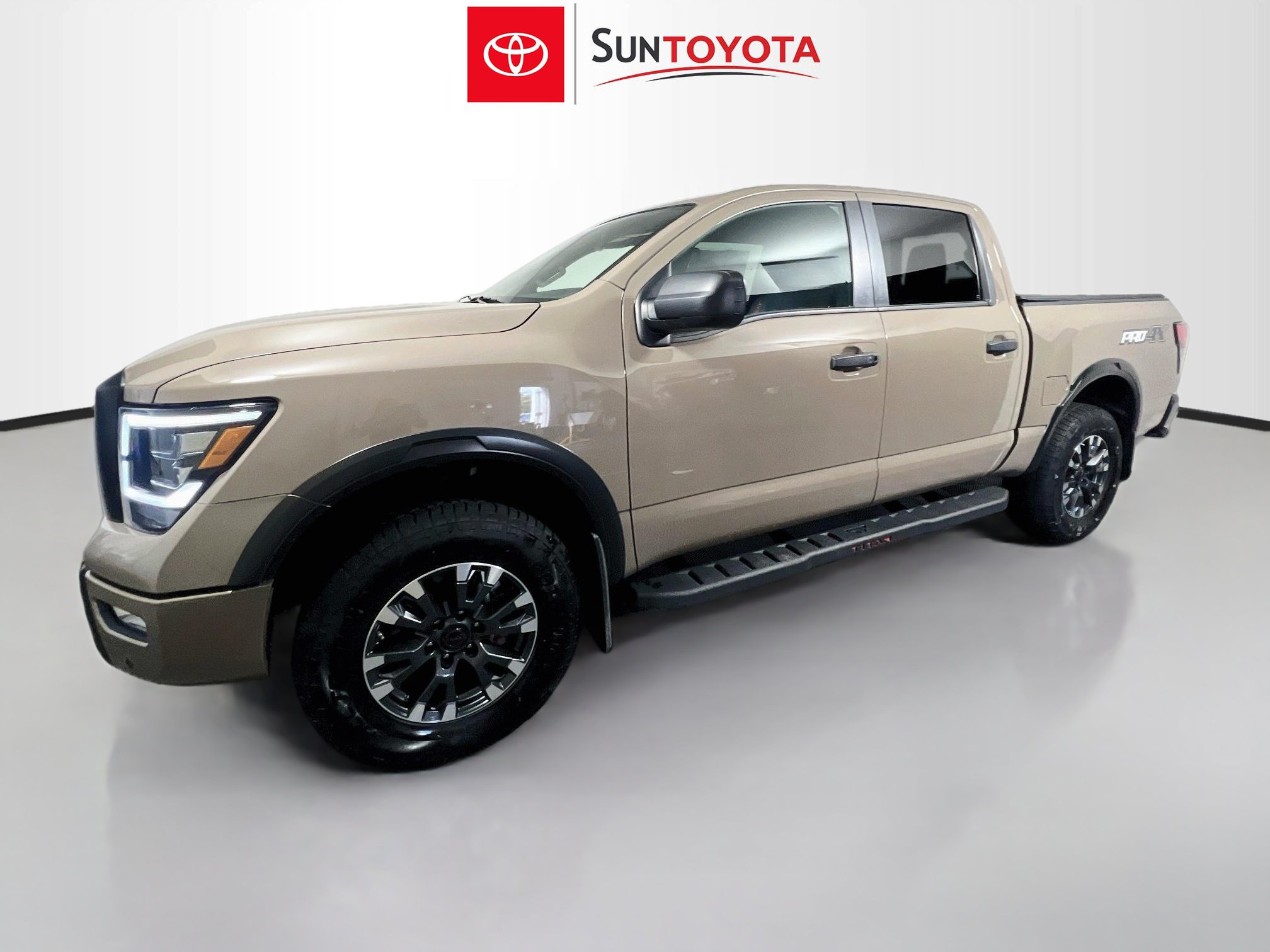 Used 2024 Nissan Titan PRO-4X w/ Pro-4x Utility Package AWD/4WD image 9