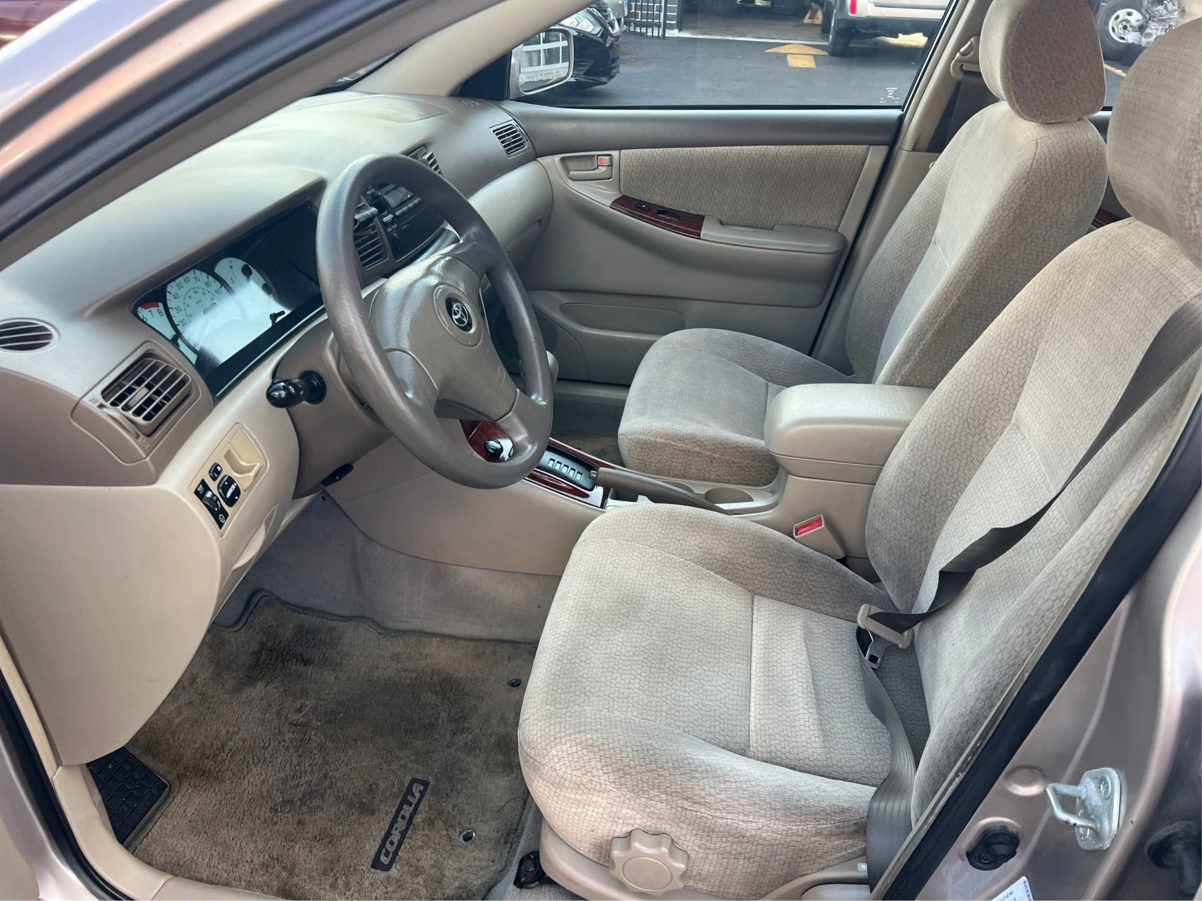 Used 2003 Toyota Corolla LE FWD image 10