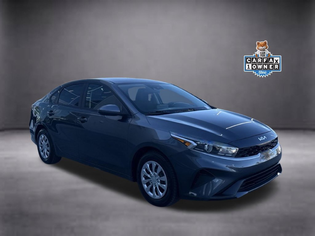 Used 2023 Kia Forte LX FWD image 2